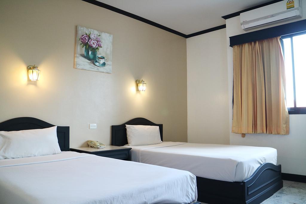 Ava Hotel 彭世洛 外观 照片