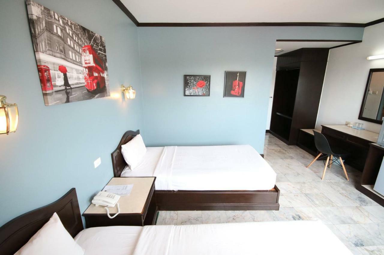 Ava Hotel 彭世洛 外观 照片