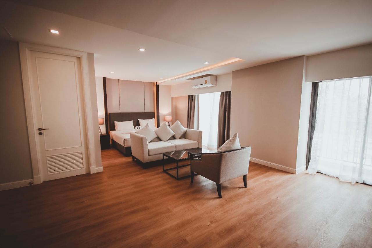 Ava Hotel 彭世洛 外观 照片